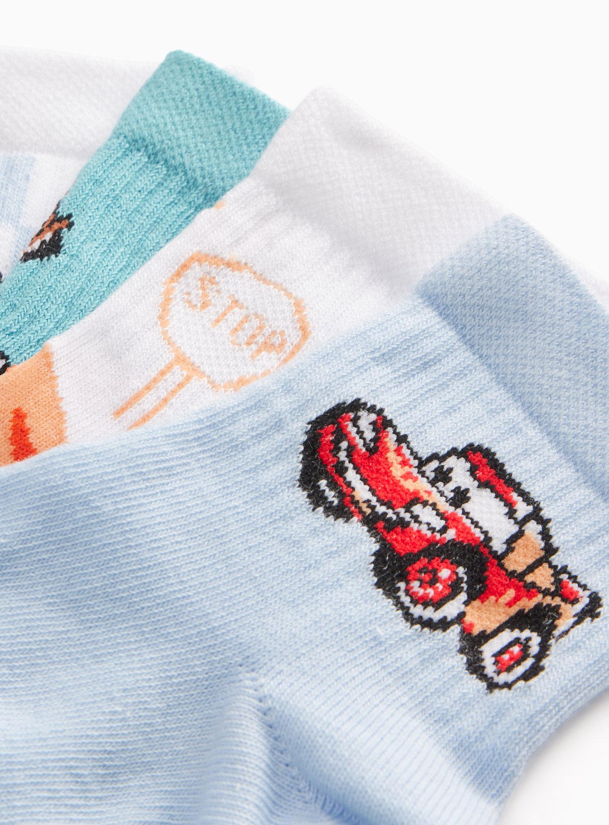 Disney Cars Sport Ankle Socks 5 Pack 6-8.5 Infant - Image 2 thumbnail